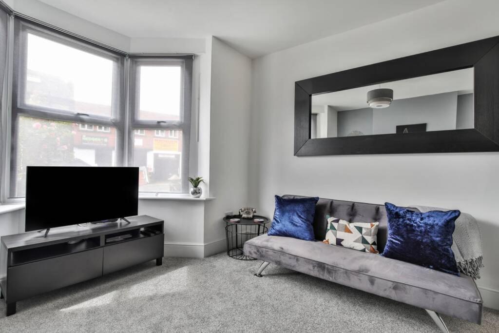 Refurbished Plush Property Great Transport Links Шеффілд Екстер'єр фото