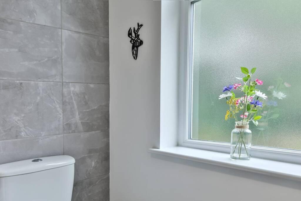Refurbished Plush Property Great Transport Links Шеффілд Екстер'єр фото